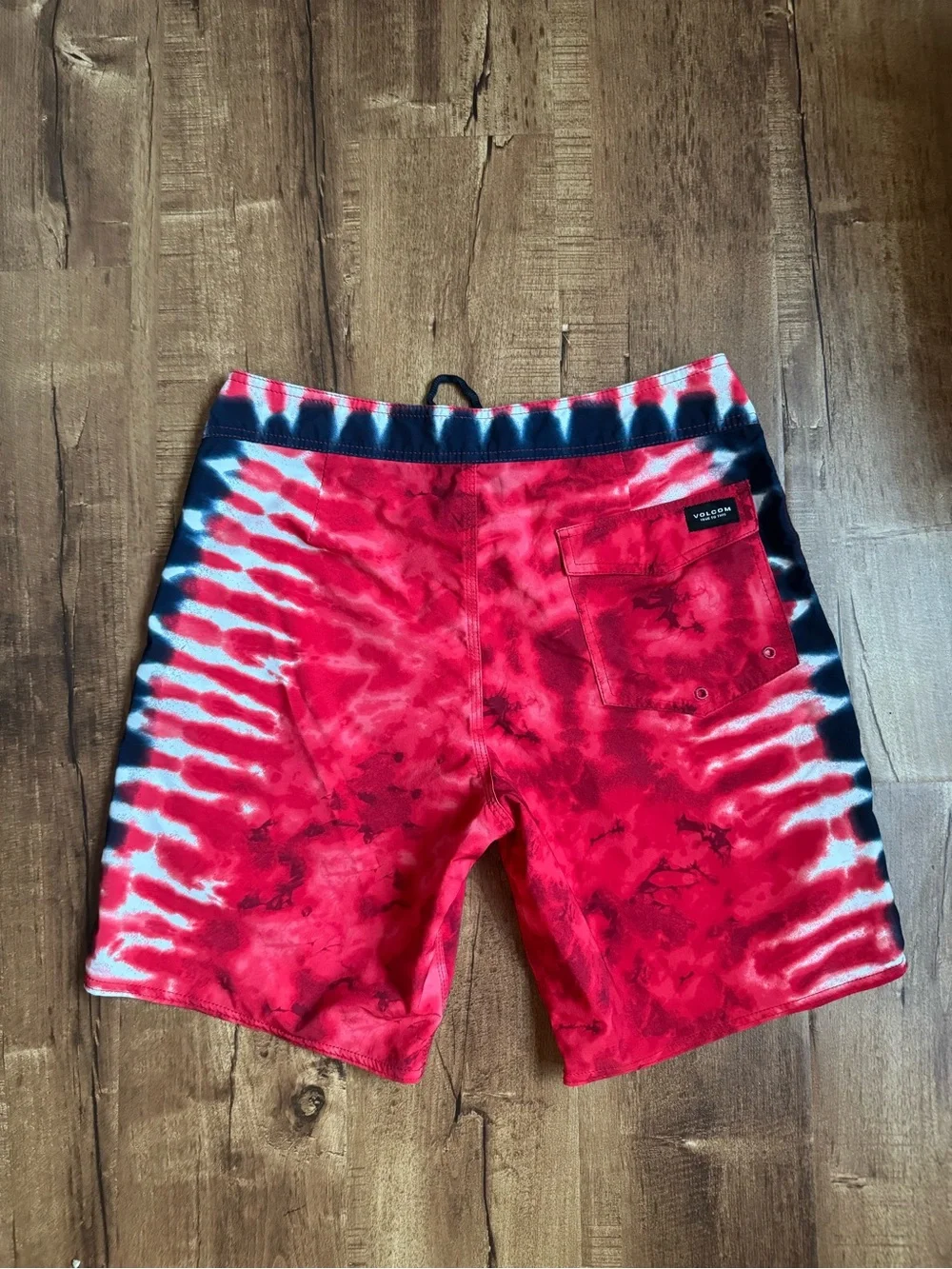 Men’s Volcom Swim Trunks Red/White/Blue Mens Swim Shorts swim suit